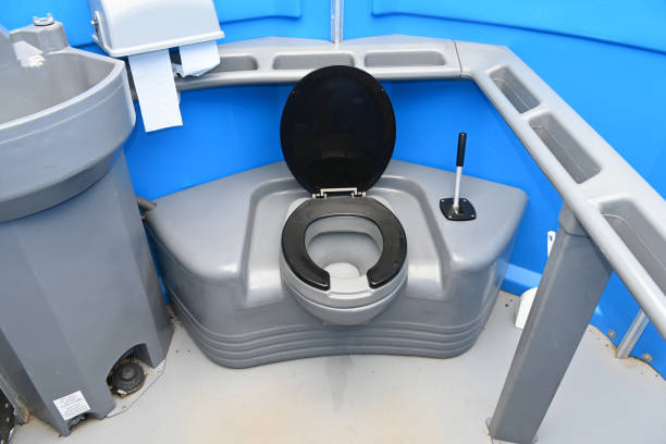 Best Portable restroom trailer rental  in Thornville, OH